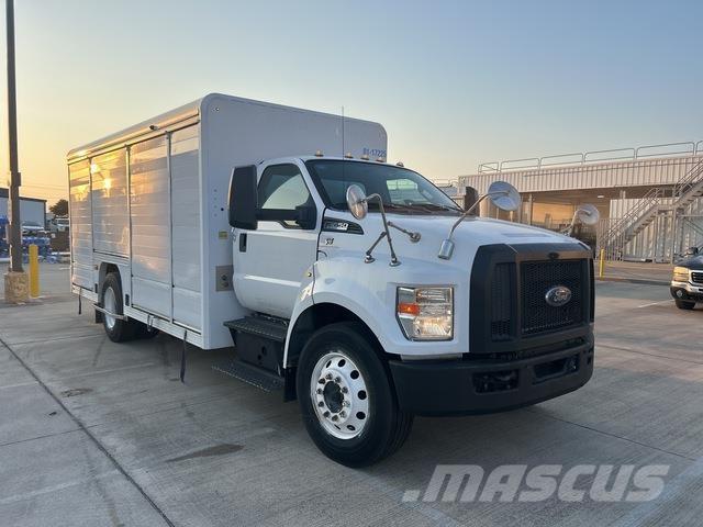 Ford F-650 Camion de livraison de boisson