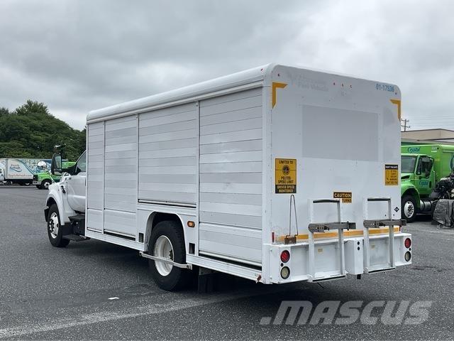 Ford F-650 Camion de livraison de boisson
