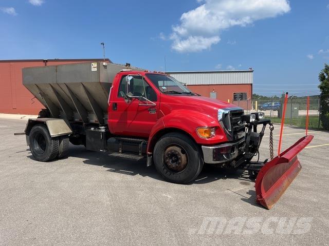 Ford F-650 Chasse neige