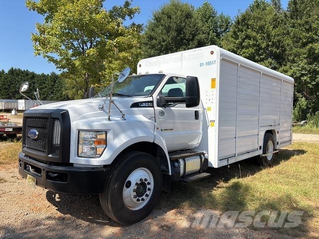 Ford F-650 Camion de livraison de boisson