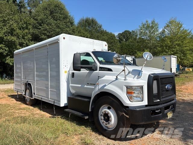 Ford F-650 Camion de livraison de boisson