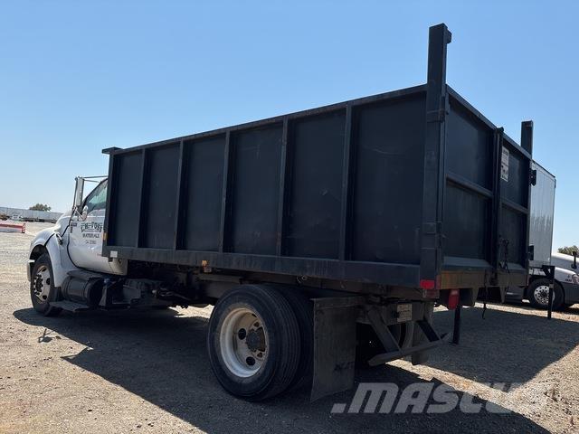 Ford F-650 Camion benne
