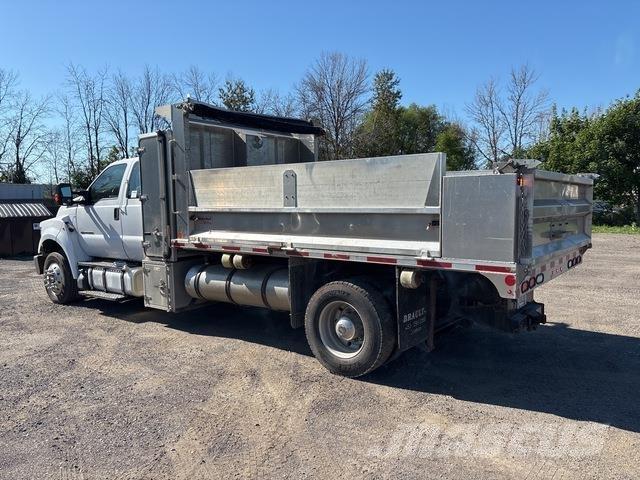 Ford F-650 Camion benne