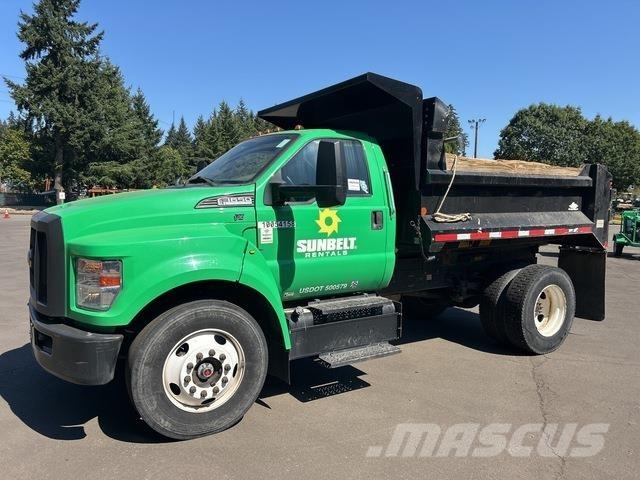 Ford F-650 Camion benne