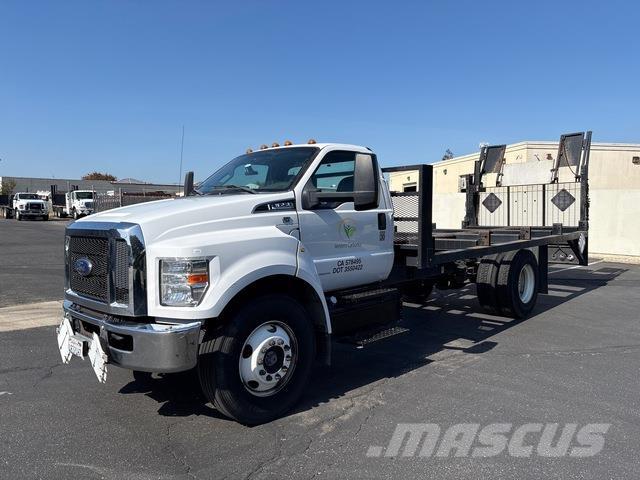 Ford F-650 Camion plateau