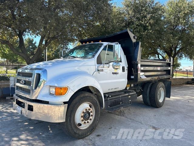 Ford F-650 Camion benne