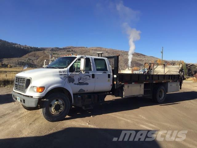 Ford F-650 Camion plateau