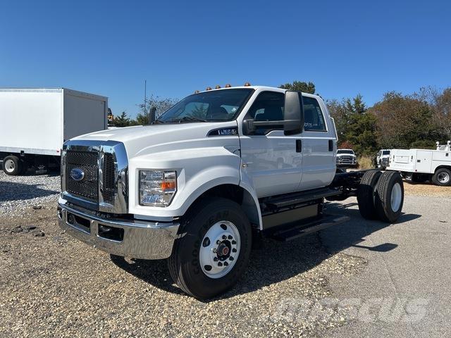 Ford F-650 Cabines