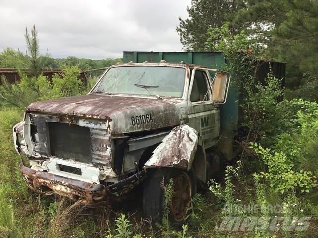 Ford F-700 Camion benne