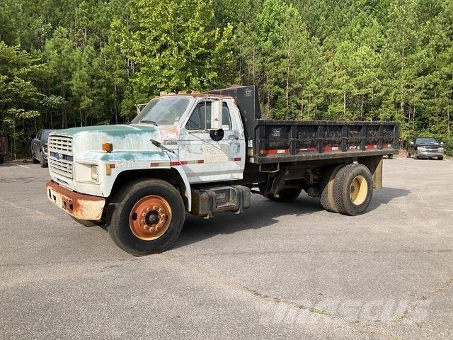 Ford F-700 Camion benne
