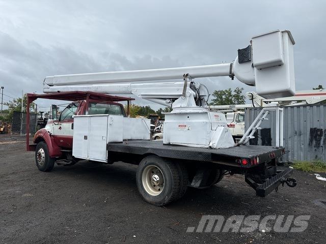 Ford F-750 Camion nacelle