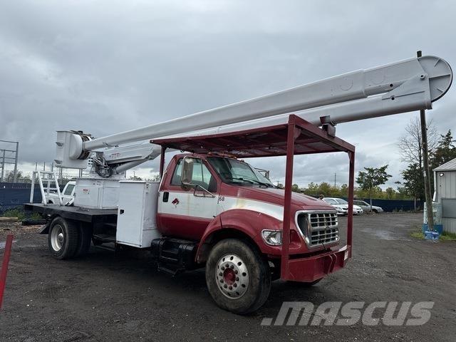 Ford F-750 Camion nacelle