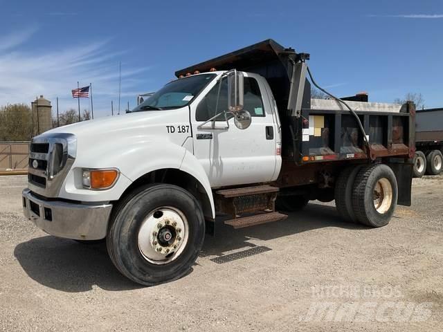 Ford F-750 Camion benne