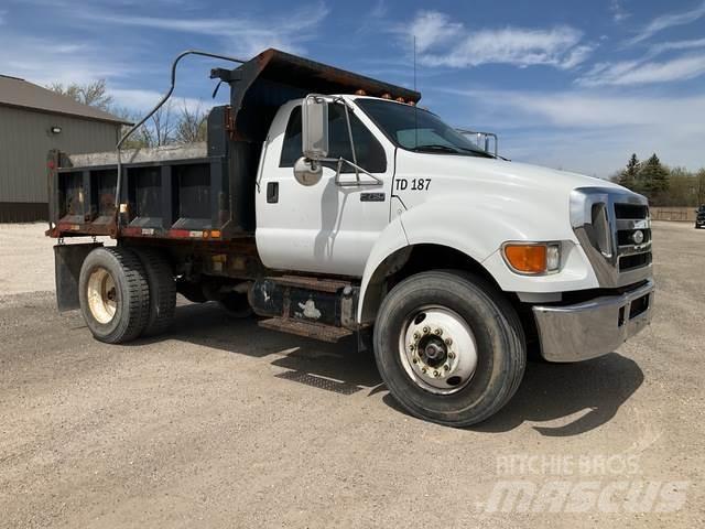 Ford F-750 Camion benne