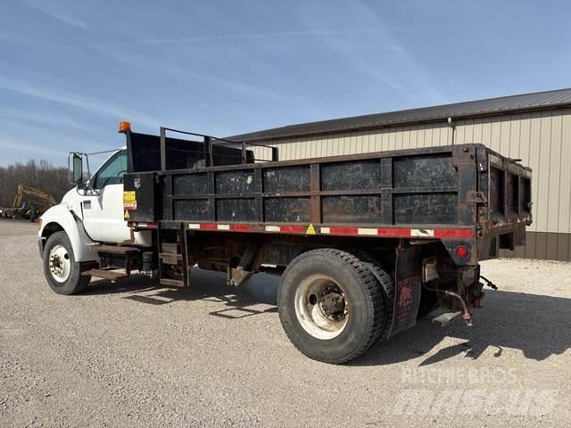 Ford F-750 Camion benne