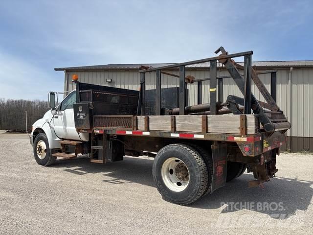 Ford F-750 Construction - Autres