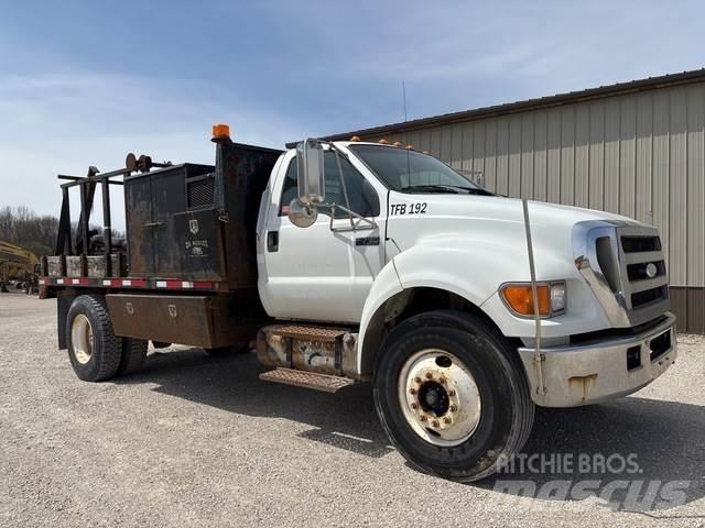 Ford F-750 Construction - Autres