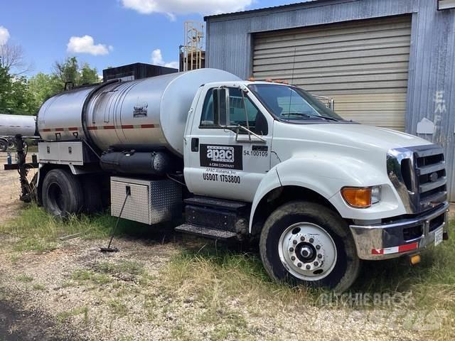 Ford F-750 Camion malaxeur
