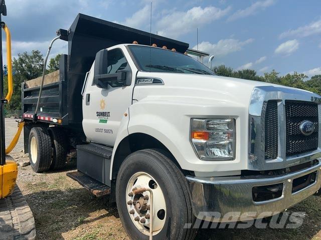 Ford F-750 Camion benne
