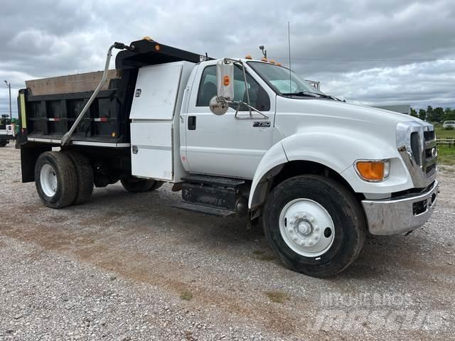 Ford F-750 Camion benne