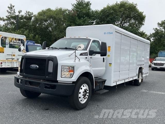 Ford F-750 Camion de livraison de boisson