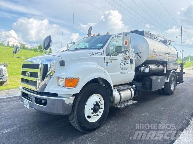 Ford F-750 Camion malaxeur