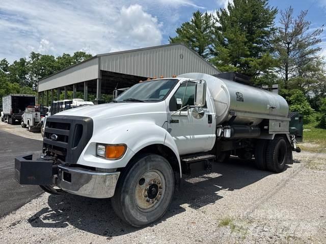 Ford F-750 Camion malaxeur