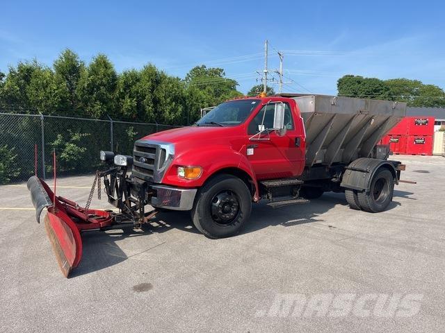 Ford F-750 Chasse neige