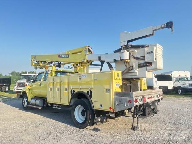 Ford F-750 Camion nacelle