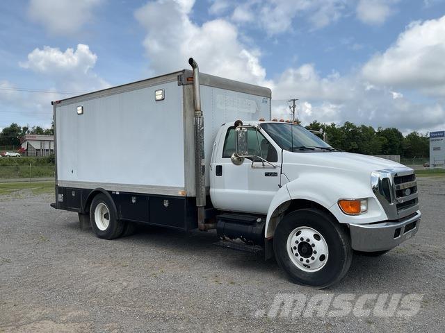 Ford F-750 Construction - Autres