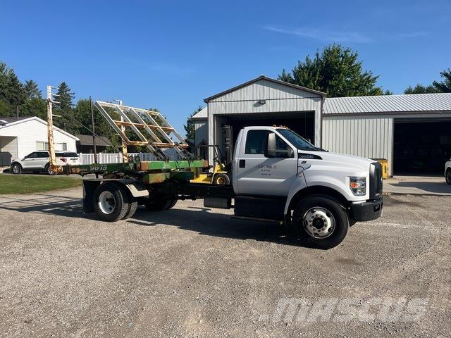 Ford F-750 Cabines
