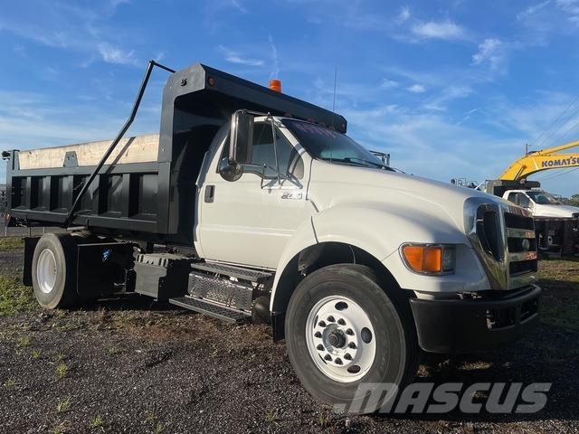 Ford F-750 Camion benne