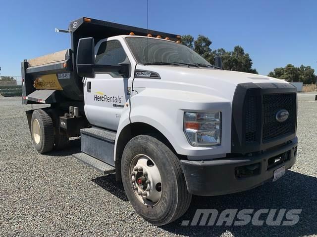 Ford F-750 Camion benne