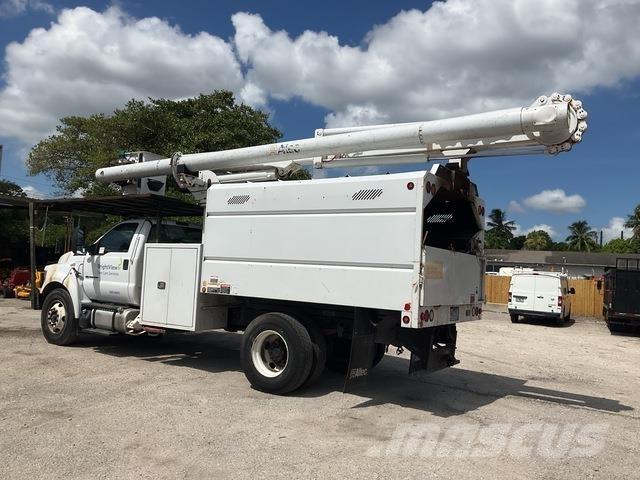 Ford F-750 Camion nacelle