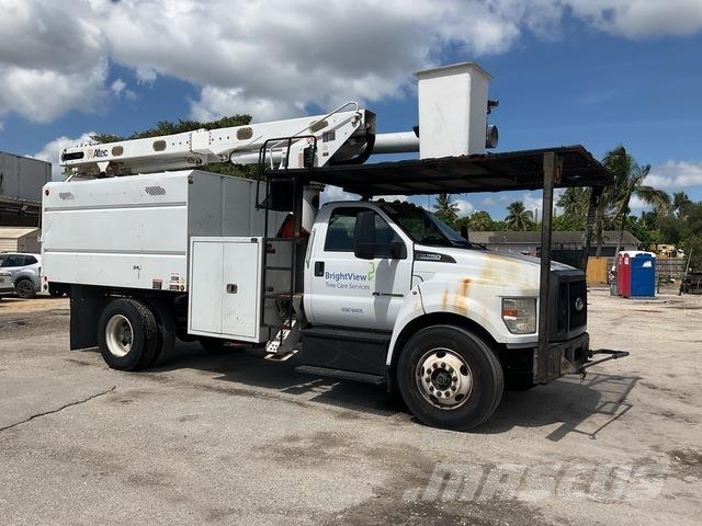 Ford F-750 Camion nacelle