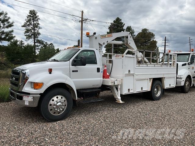 Ford F-750 Camions et véhicules municipaux