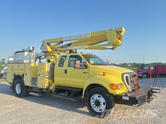 Ford F-750 Camion nacelle