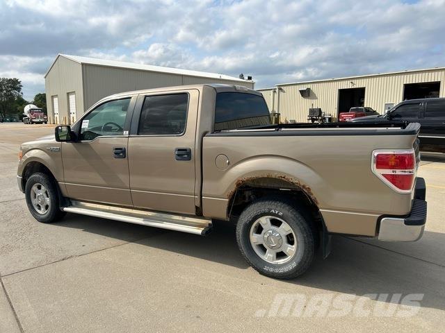 Ford F150 XLT Utilitaire benne
