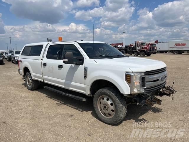 Ford F250 Autre fourgon / utilitaire