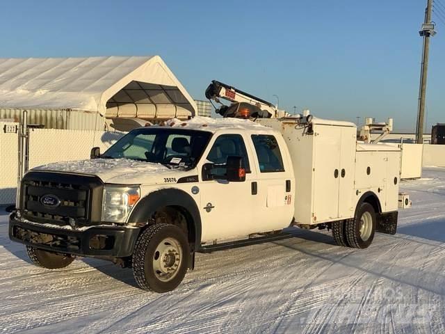 Ford F550 Camions et véhicules municipaux