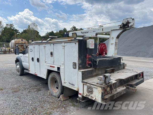 Ford F550 Camions et véhicules municipaux