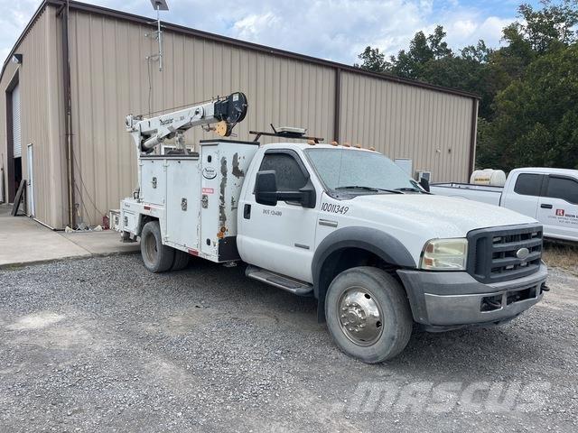 Ford F550 Camions et véhicules municipaux