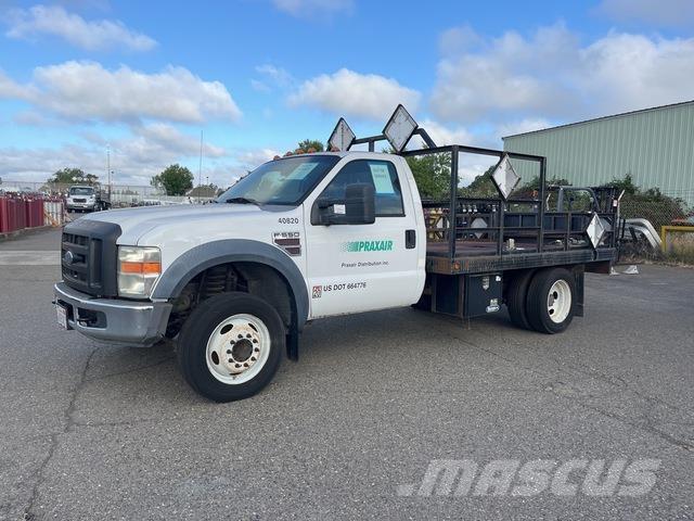 Ford F550 Camion plateau