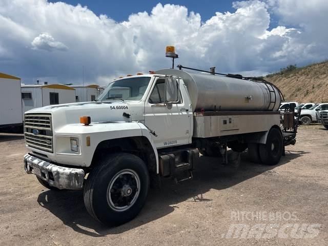 Ford F700 Camion malaxeur