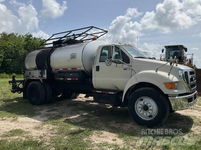 Ford F750 Camion malaxeur
