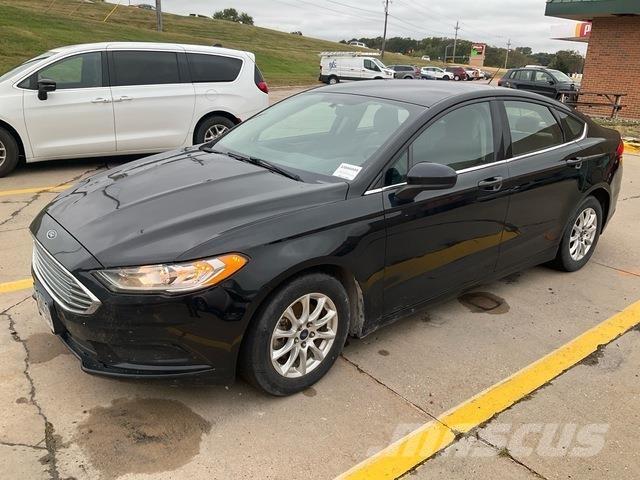 Ford Fusion Voiture