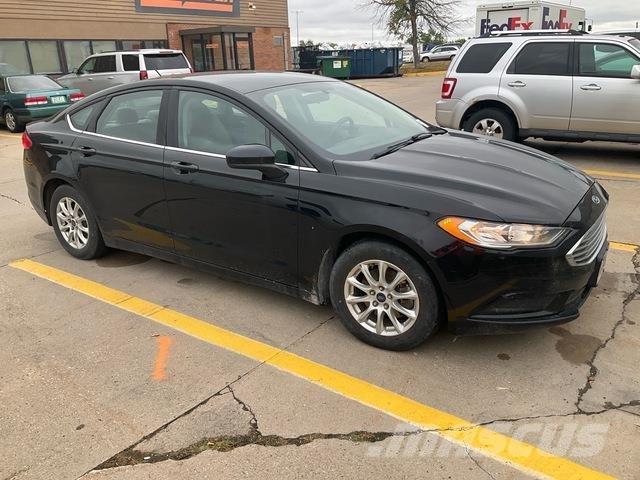 Ford Fusion Voiture