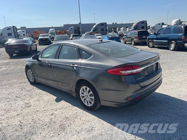 Ford Fusion Voiture