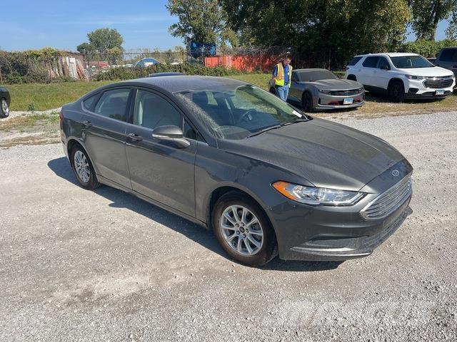 Ford Fusion Voiture