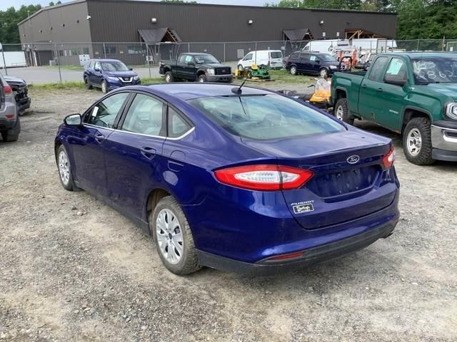 Ford Fusion S Voiture